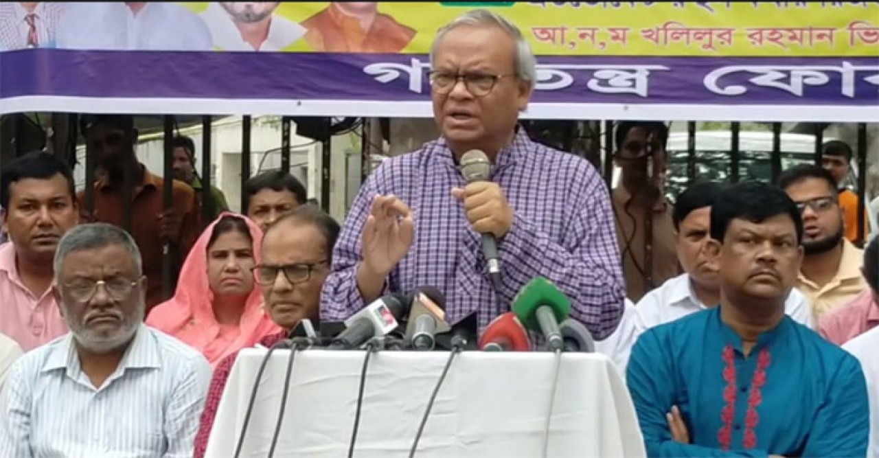 বিরোধীদল শক্তিশালী বলেই আপনি ভীতু,প্রধানমন্ত্রীকে রিজভী
