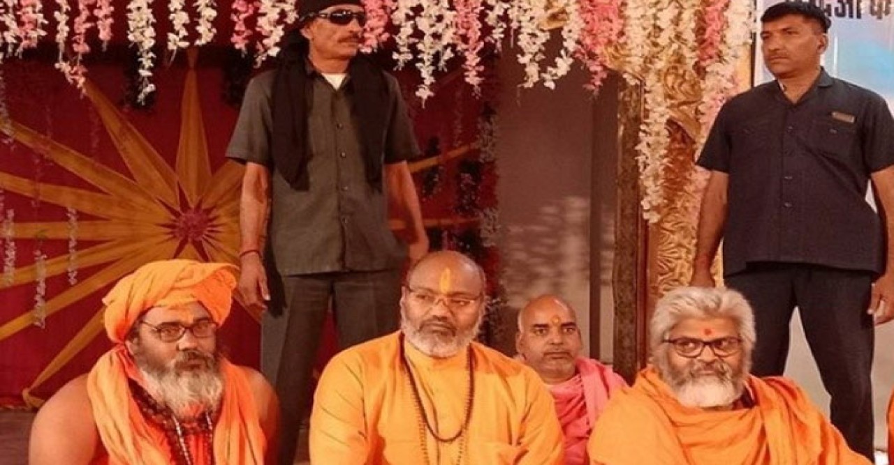 জেল থেকে মুক্তি পেয়েই মুসলিম বিরোধী উস্কানি হিন্দুত্ববাদী সাধুর,কঠোর সমালোচনা